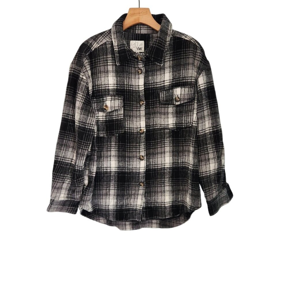 YMI With Love Shacket‎ Flannel Shirt Black Plaid Soft Heavyweight Medium EUC